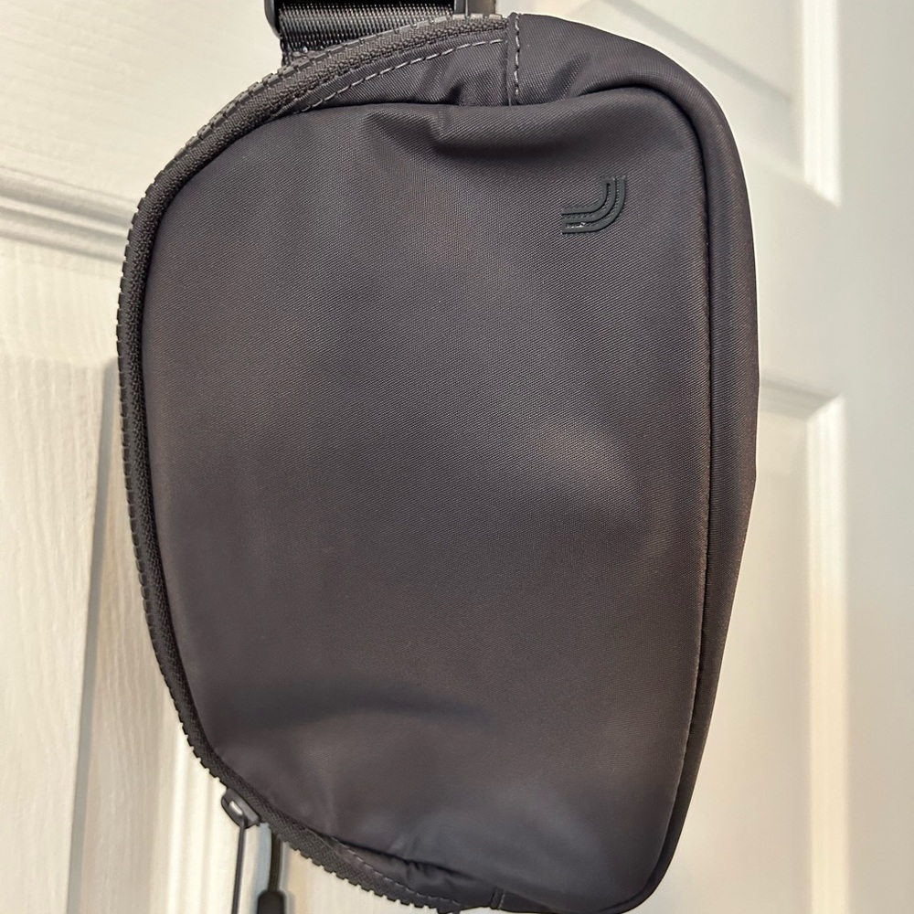LOLE dark grey Crossbody Bag